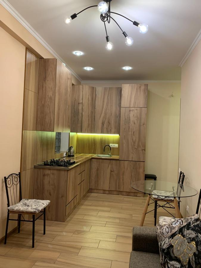 Melikishvili Str. Apartment Tbilisi Bagian luar foto