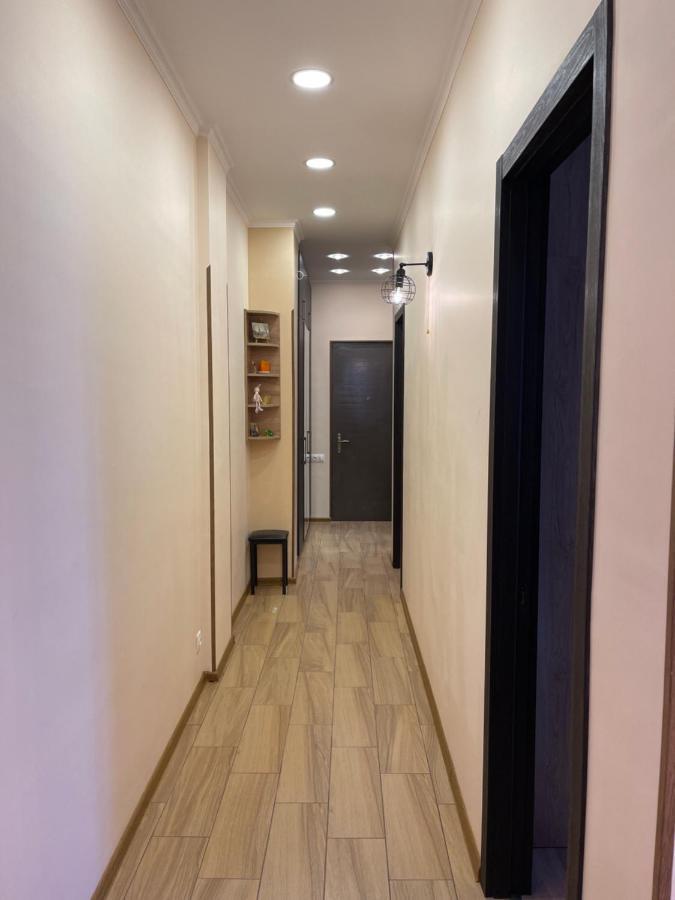 Melikishvili Str. Apartment Tbilisi Bagian luar foto